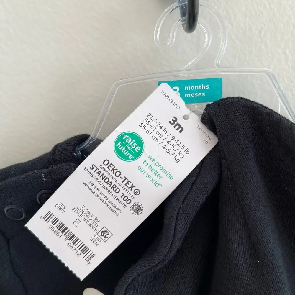 NWT 3 MONTHS CARTER'S SLEEPER AND HAT